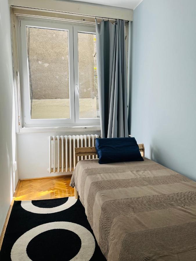 Bauhaus Flat In Amazing Location Lejlighed Budapest Eksteriør billede